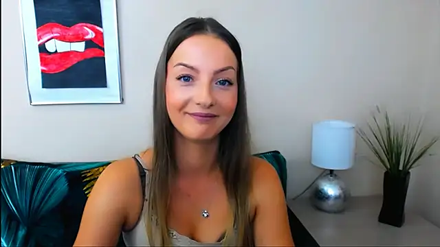 NatalieSexy Adlı Modelin Canlı XXX Sohbeti