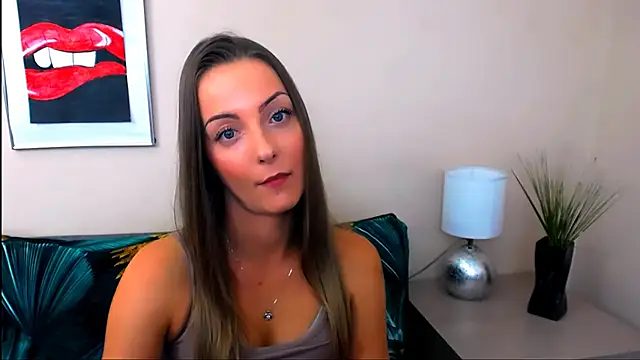 NatalieSexy Adlı Modelin Canlı XXX Sohbeti