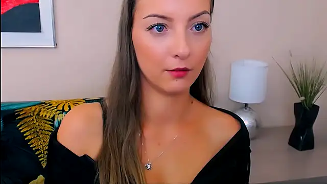 Pokazy przed kamerką – NatalieSexy