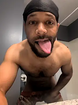 TheGoldenBoldy321 Webcam-Show