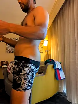 TheGoldenBoldy321 Webcam Show