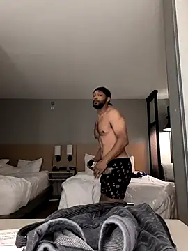 TheGoldenBoldy321's Webcam Show
