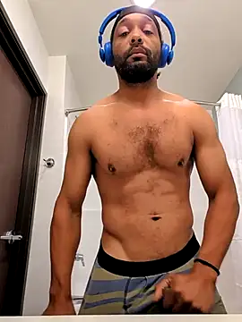 TheGoldenBoldy321's Webcam Show