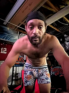 TheGoldenBoldy321's Webcam Show