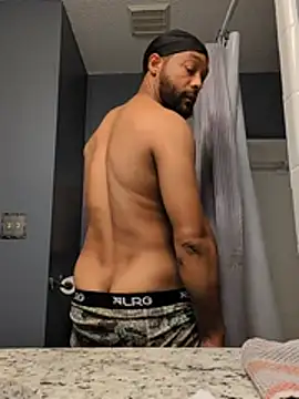 TheGoldenBoldy321's Webcam Show
