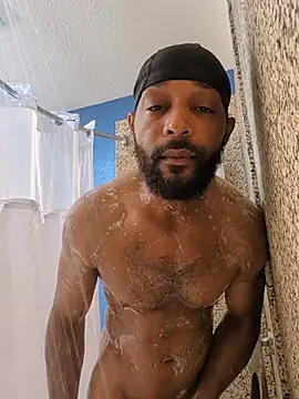 TheGoldenBoldy321 Show Webcam