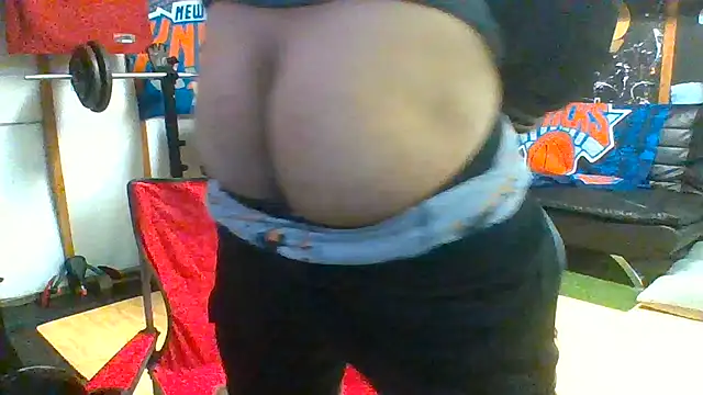 TheGoldenBoldy321 Webcam Show