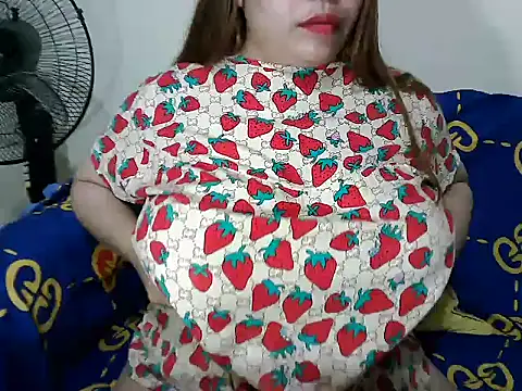 Czat XXX na żywo – Bigtits_Joy