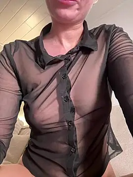 CutieEmy's Live XXX Chat