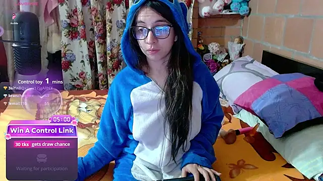 Maggie_Fox3's Webcam Show