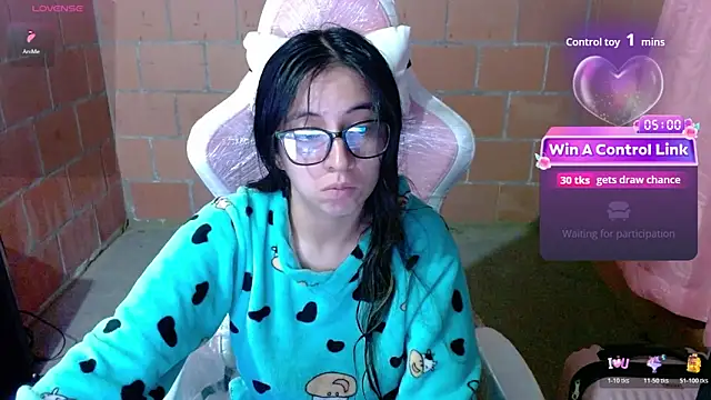 Maggie_Fox3n Webbikameraesitys