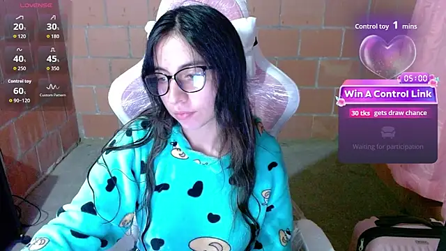 Maggie_Fox3's Webcam Show