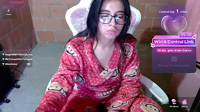 Maggie_Fox3 Adlı Modelin Canlı XXX Sohbeti