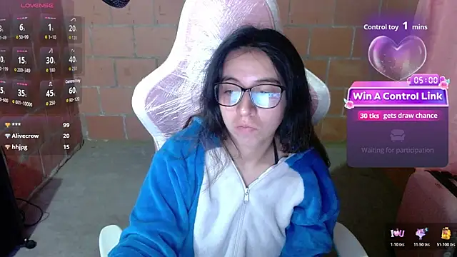 Maggie_Fox3's Live Chat Room