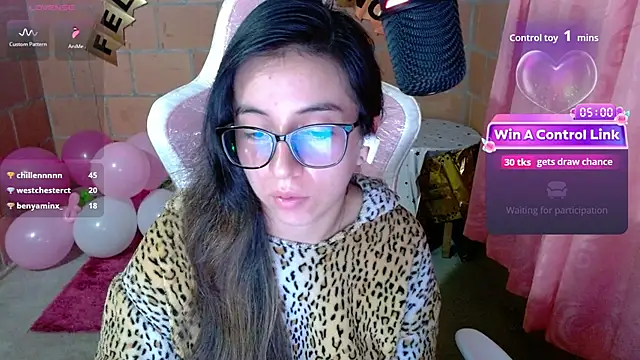 Maggie_Fox3 Adlı Modelin Canlı XXX Sohbeti
