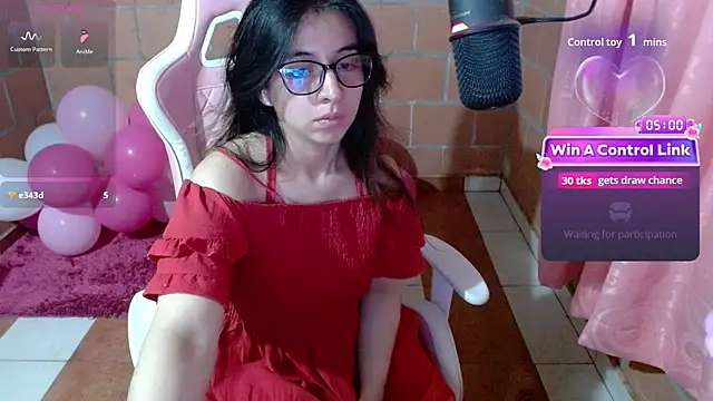 Chat +18 de Maggie_Fox3 ao vivo