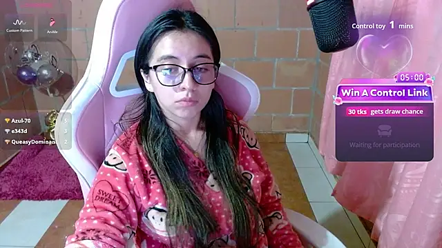 XXX chat uživo modela Maggie_Fox3
