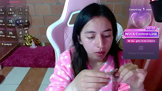 XXX chat uživo modela Maggie_Fox3