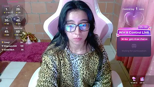 Czat XXX na żywo – Maggie_Fox3