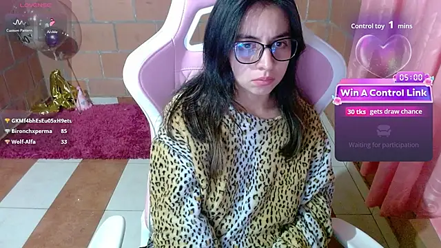 دردشة Maggie_Fox3 الجنسية المباشرة