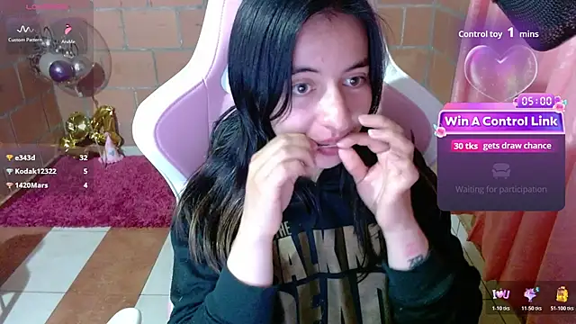 Chatroom XXX en direct de Maggie_Fox3