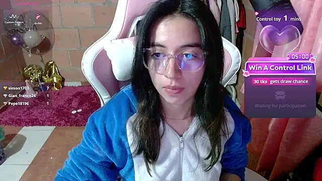 Maggie_Fox3 Adlı Modelin Canlı XXX Sohbeti