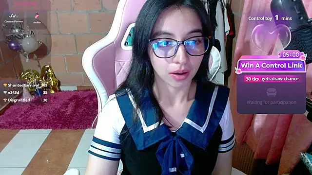 XXX chat uživo modela Maggie_Fox3