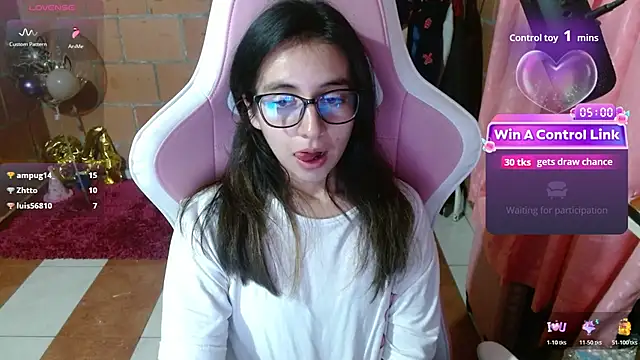 צ'אט XXX בשידור חי של Maggie_Fox3