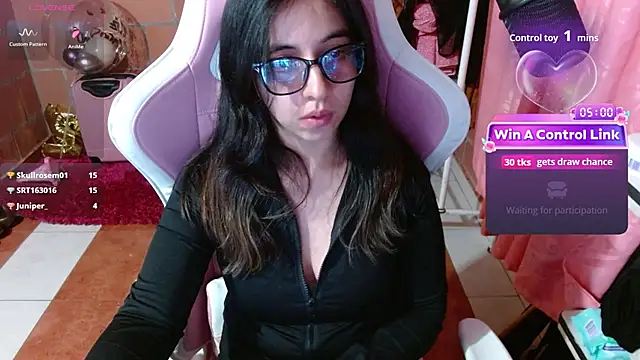 XXX chat uživo modela Maggie_Fox3