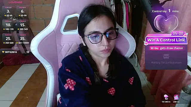 Czat XXX na żywo – Maggie_Fox3