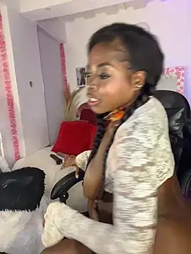 XXX chat uživo modela karinacortes