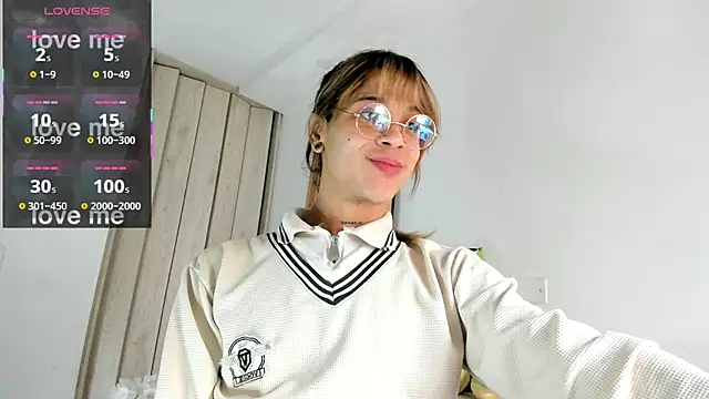 Show modela stormytt_ na web-kameri
