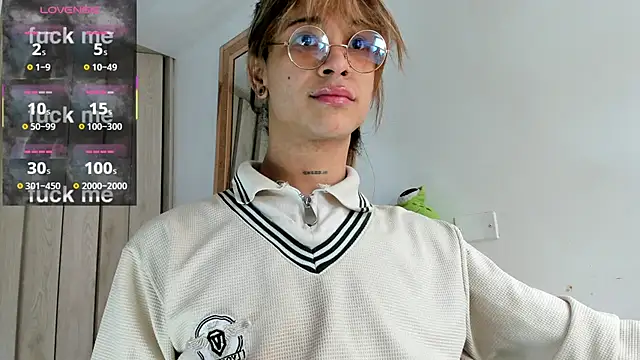 stormytt_ Pertunjukan Webcam