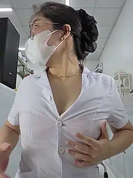 دردشة HinaLovely الجنسية المباشرة