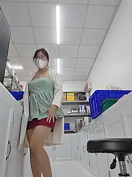 HinaLovely's Live XXX Chat