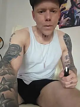 BeYourToy 网络视讯表演