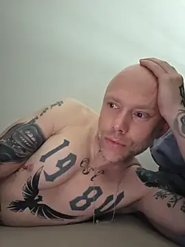 BeYourToy Show Webcam