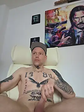 BeYourToy Webcamshow