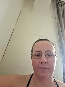 XXX chat uživo modela Goodass7
