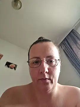 Goodass7's Live XXX Chat