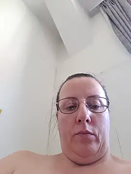 Goodass7 – Naživo XXX chat