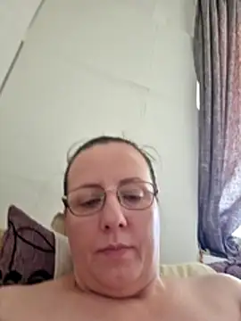 Goodass7's Live XXX Chat