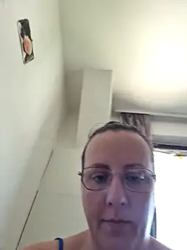 Goodass7 Show in webcam