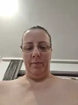 Czat XXX na żywo – Goodass7