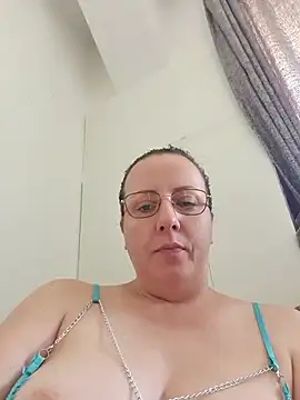 Goodass7 Live XXX Chat