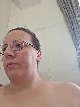Goodass7 Show in webcam