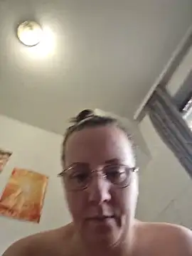 Goodass7's Live Sex Cam Show