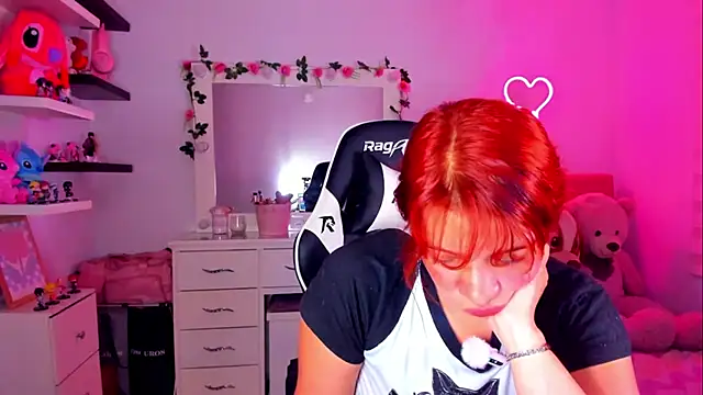 Show de Vannessa__Shy na webcam