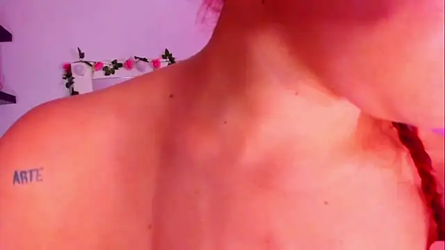 Vannessa__Shy Show in webcam