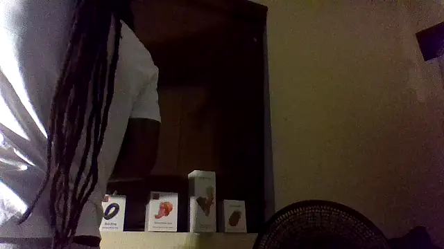 הופעת וובקאם של TARZAN_DA_PUSSYEATER09in